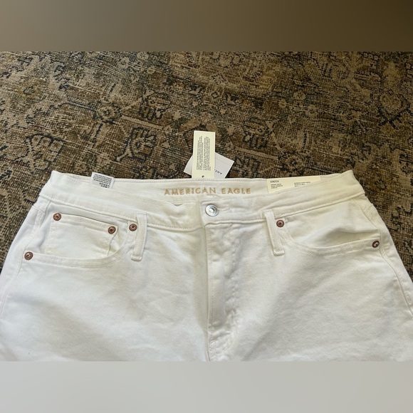 NWT AE 8" Dreamy Drape Stretch Low-Rise Baggy Jort - Picture 3 of 12